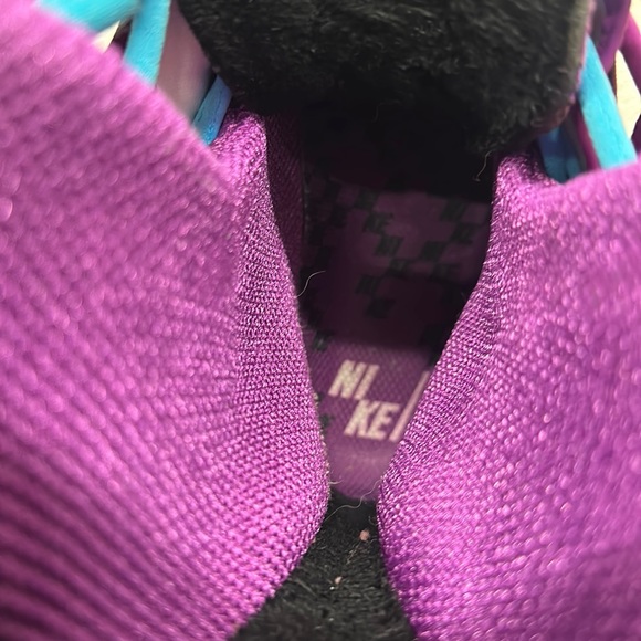 Nike Snowboarding Women's Boot - Picture 11 of 12